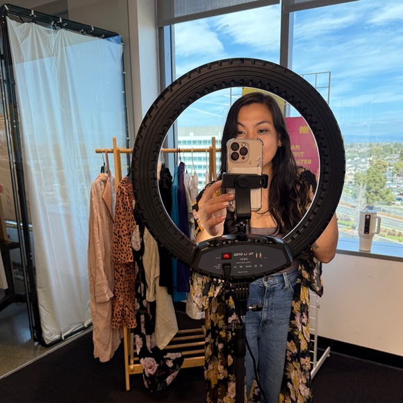 🍾✨GISELLE IS LIIIIIVEEEEE - Picture 10 of 11